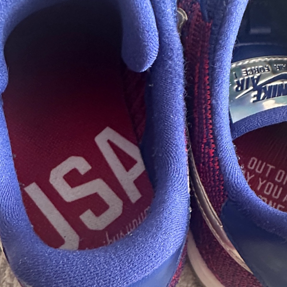 Nike Air Force 1 Flyknit in Blue and Red - Picture 5 of 6